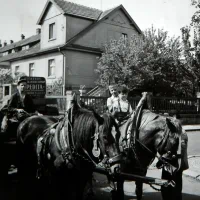První obyvatelé kolonie se nastěhovali na podzim 1923